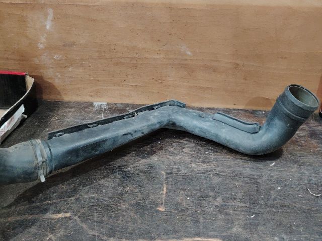 bontott VW GOLF IV Turbócső