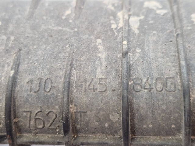 bontott VW GOLF IV Turbócső