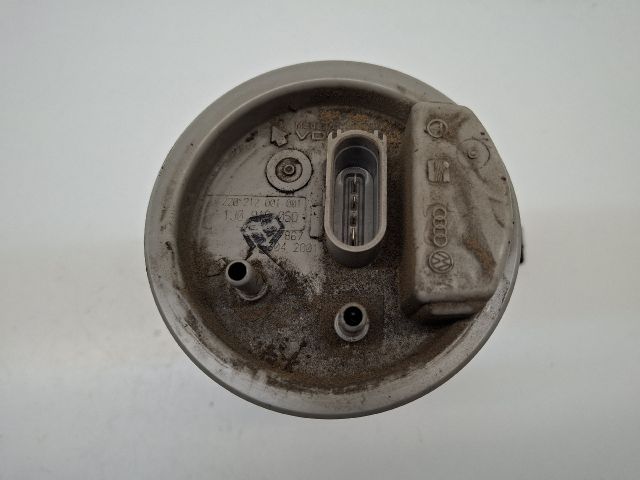 bontott VW GOLF IV Üzemanyag Szivattyú