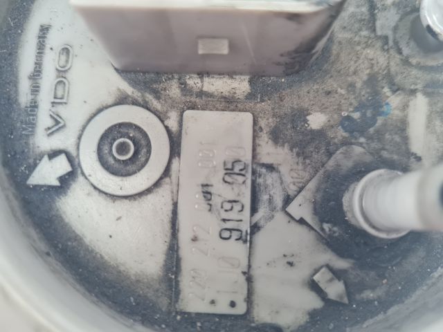 bontott VW GOLF IV Üzemanyag Szivattyú