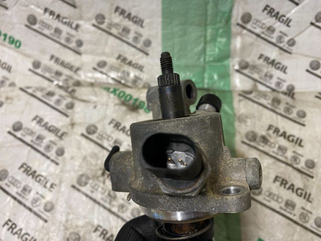 bontott VW GOLF IV Váltó Kulissza