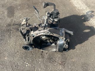 bontott VW GOLF IV Váltó (Mechanikus)