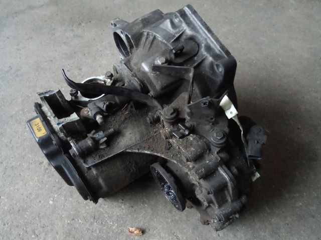 bontott VW GOLF IV Váltó (Mechanikus)