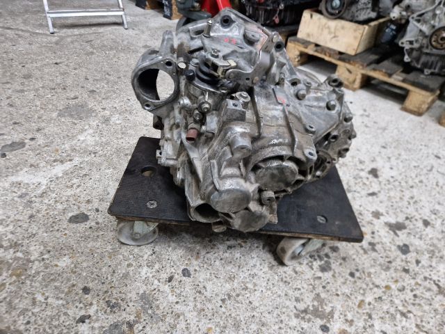 bontott VW GOLF IV Váltó (Mechanikus)