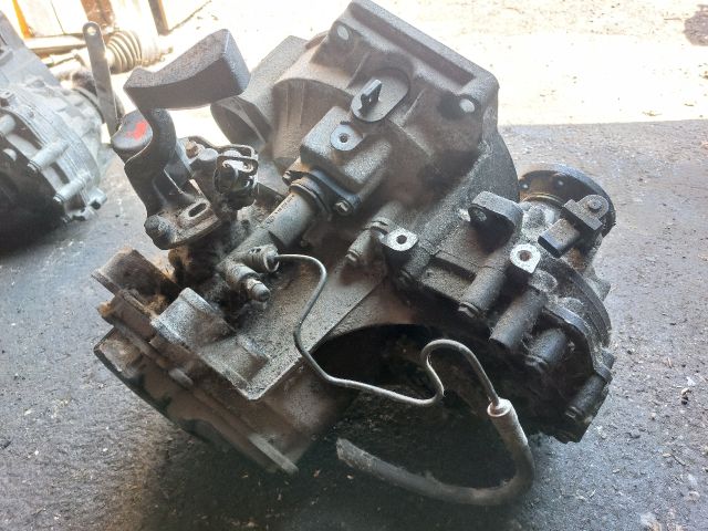 bontott VW GOLF IV Váltó (Mechanikus)