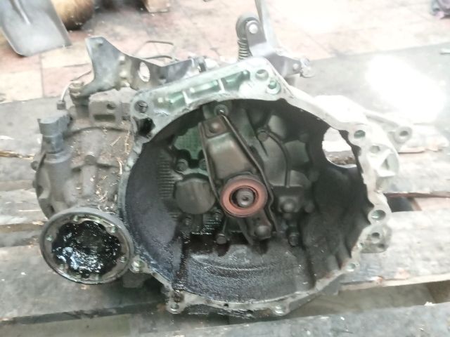 bontott VW GOLF IV Váltó (Mechanikus)