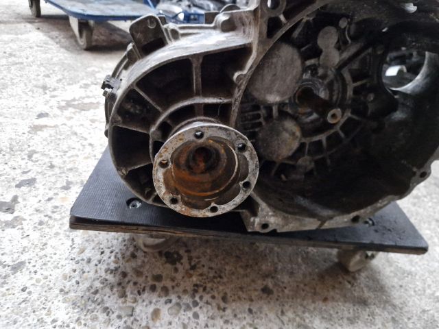 bontott VW GOLF IV Váltó (Mechanikus)