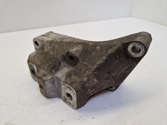 bontott VW GOLF IV Váltó Tartó Bak (Pozíciófüggetlen)