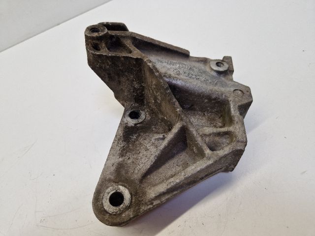 bontott VW GOLF IV Váltó Tartó Bak (Pozíciófüggetlen)