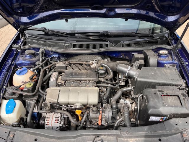 bontott VW GOLF IV Bal első Csonkállvány Kerékaggyal