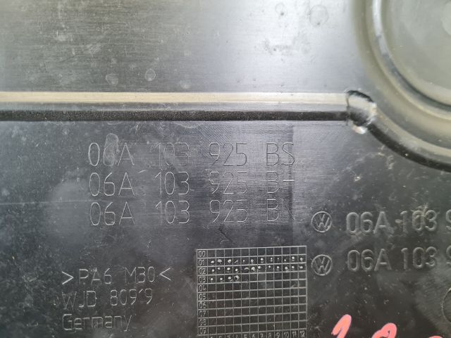 bontott VW GOLF IV Felső Motorburkolat