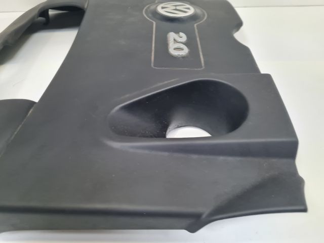 bontott VW GOLF IV Felső Motorburkolat