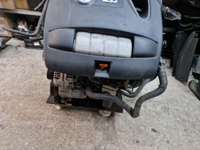 bontott VW GOLF IV Komplett Motor (Segédberendezésekkel)