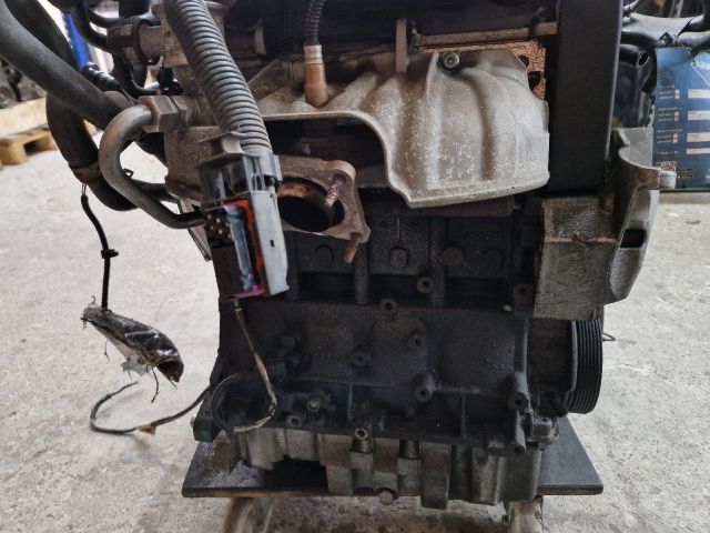 bontott VW GOLF IV Komplett Motor (Segédberendezésekkel)