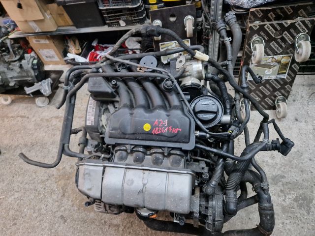 bontott VW GOLF IV Komplett Motor (Segédberendezésekkel)