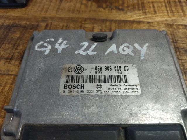 bontott VW GOLF IV Motorvezérlő