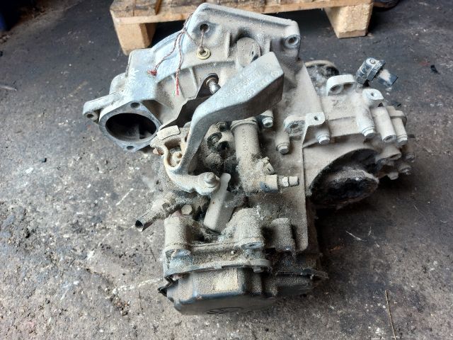 bontott VW GOLF IV Váltó (Mechanikus)