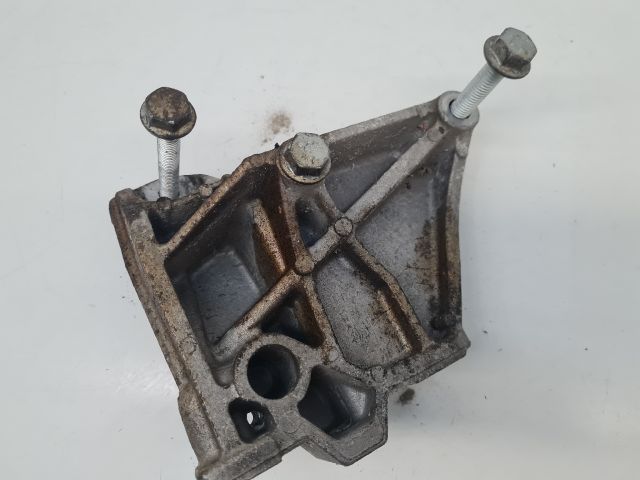 bontott VW GOLF IV Váltó Tartó Bak (Pozíciófüggetlen)