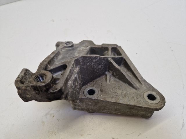 bontott VW GOLF IV Váltó Tartó Bak (Pozíciófüggetlen)