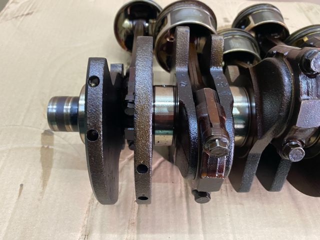 bontott VW GOLF IV Dugattyú, Hajtókar és Főtengely