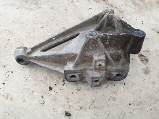 bontott VW GOLF IV Motor Tartó Bak (Fém)