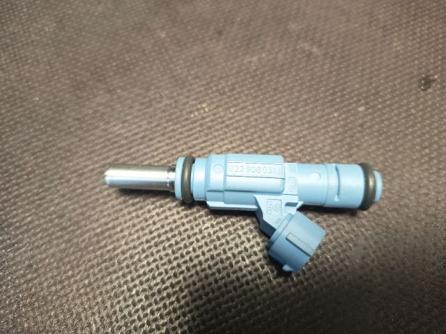 bontott VW GOLF IV Porlasztó (1 db)