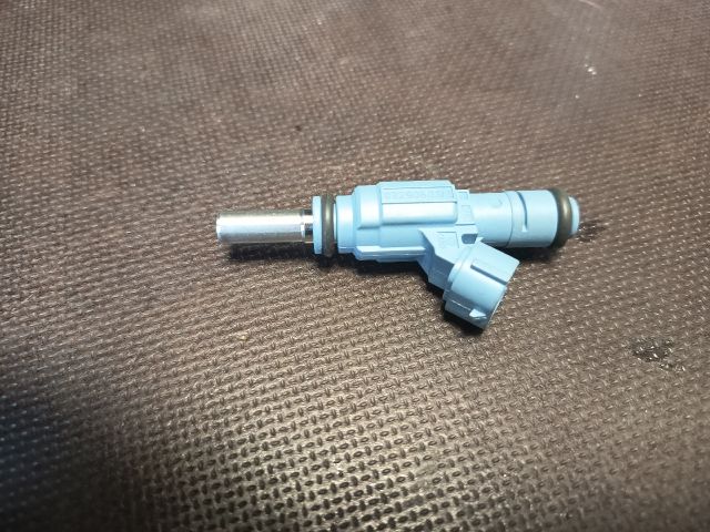 bontott VW GOLF IV Porlasztó (1 db)