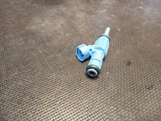 bontott VW GOLF IV Porlasztó (1 db)