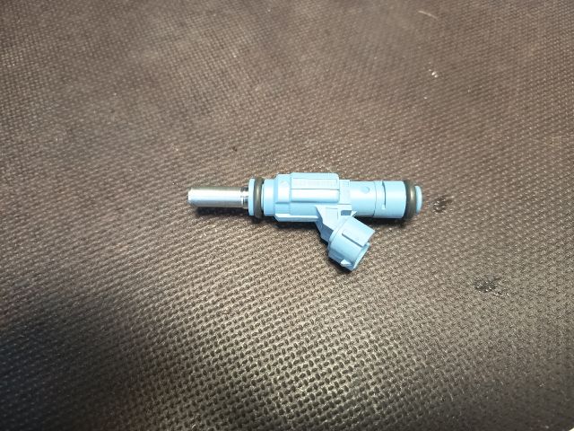 bontott VW GOLF IV Porlasztó (1 db)