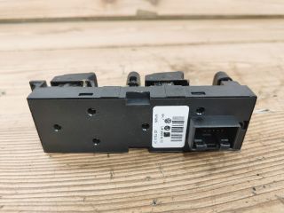 bontott VW GOLF IV Ablakemelő Kapcsoló Négyes / Kettes