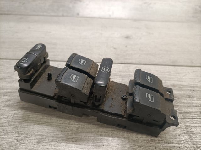 bontott VW GOLF IV Ablakemelő Kapcsoló Négyes / Kettes