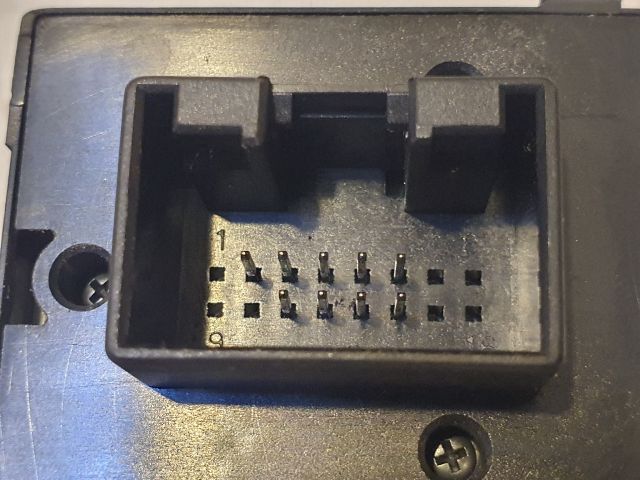 bontott VW GOLF IV Ablakemelő Kapcsoló Négyes / Kettes