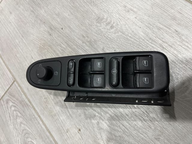 bontott VW GOLF IV Ablakemelő Kapcsoló Négyes / Kettes