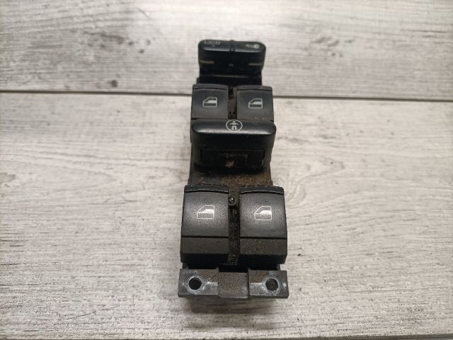 bontott VW GOLF IV Ablakemelő Kapcsoló Négyes / Kettes