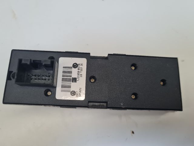 bontott VW GOLF IV Ablakemelő Kapcsoló Négyes / Kettes