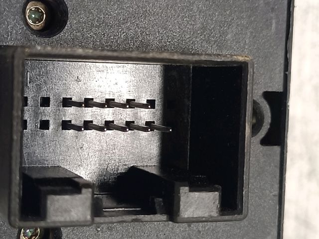 bontott VW GOLF IV Ablakemelő Kapcsoló Négyes / Kettes