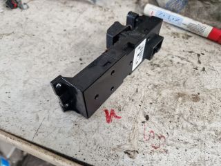 bontott VW GOLF IV Ablakemelő Kapcsoló Négyes / Kettes