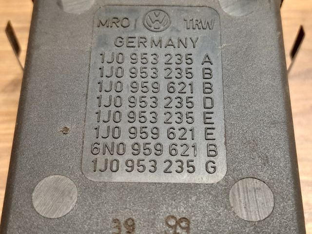 bontott VW GOLF IV Ablakfűtés Kapcsoló