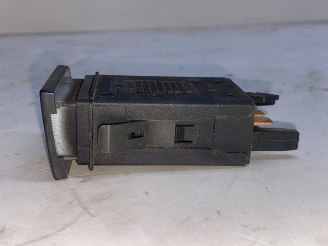 bontott VW GOLF IV Ablakfűtés Kapcsoló