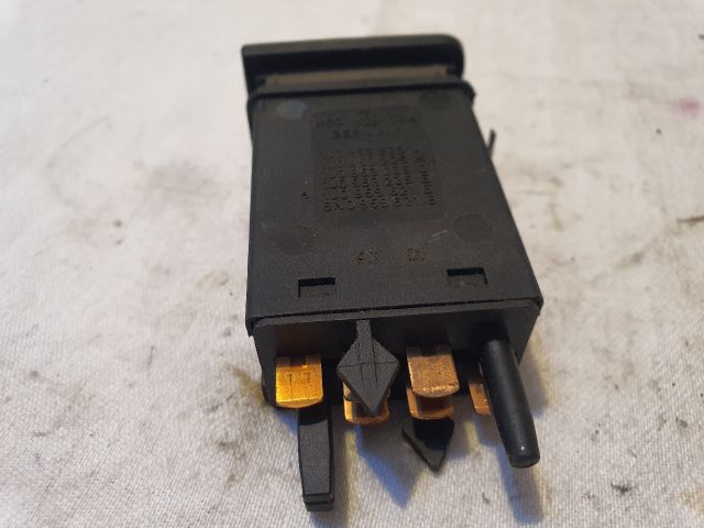 bontott VW GOLF IV Ablakfűtés Kapcsoló