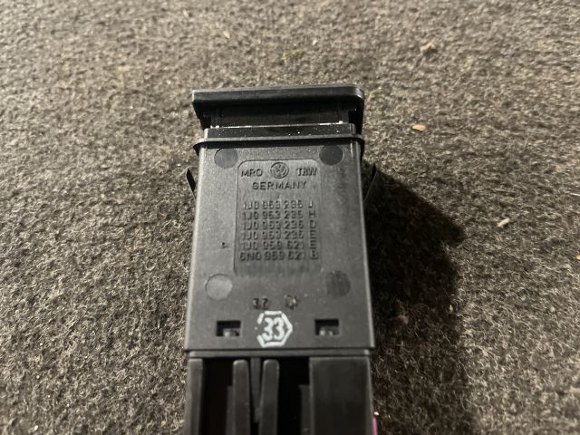 bontott VW GOLF IV Ablakfűtés Kapcsoló