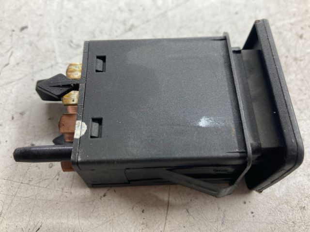 bontott VW GOLF IV Ablakfűtés Kapcsoló