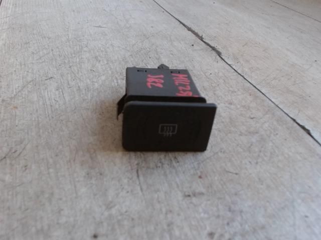 bontott VW GOLF IV Ablakfűtés Kapcsoló