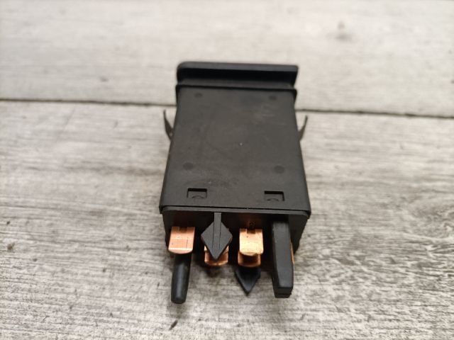 bontott VW GOLF IV Ablakfűtés Kapcsoló