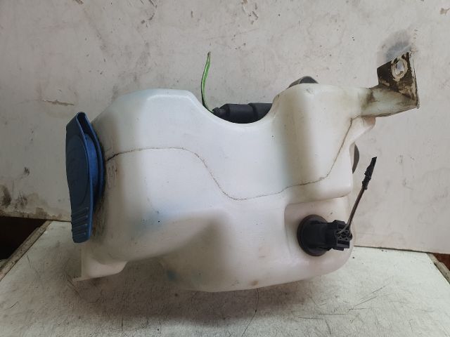 bontott VW GOLF IV Ablakmosó Tartály