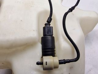 bontott VW GOLF IV Ablakmosó Tartály