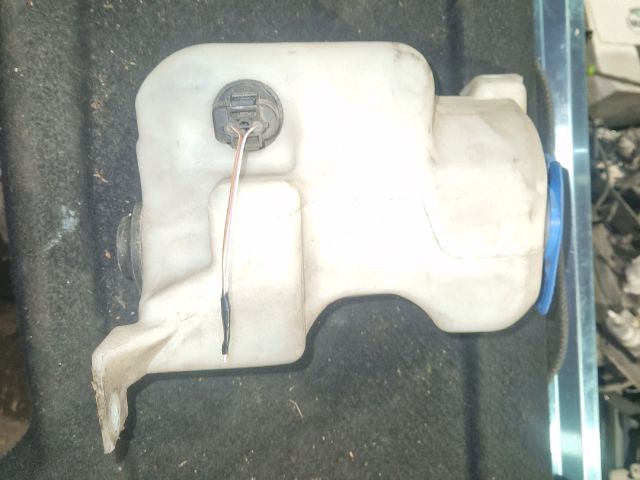 bontott VW GOLF IV Ablakmosó Tartály