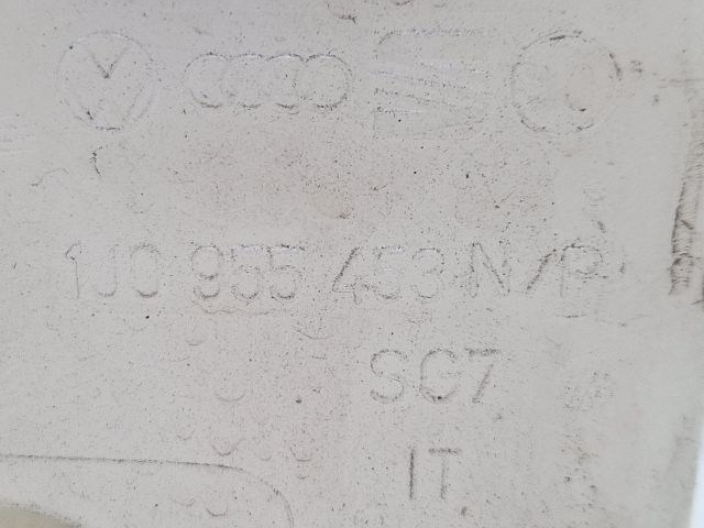 bontott VW GOLF IV Ablakmosó Tartály