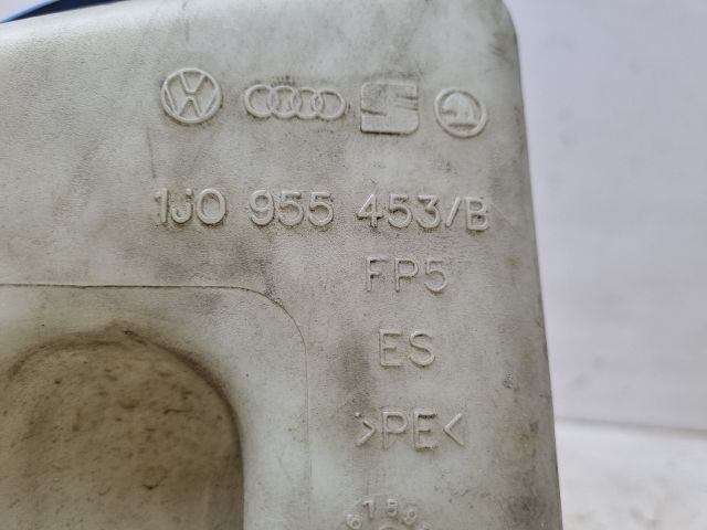 bontott VW GOLF IV Ablakmosó Tartály