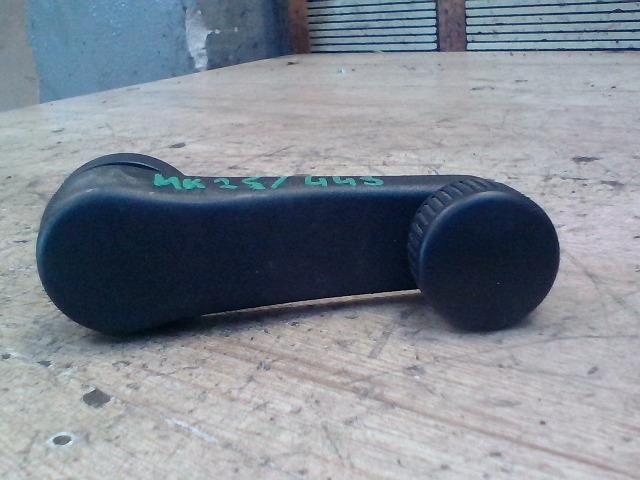 bontott VW GOLF IV Ablaktekerő Kar (Pozíciófüggetlen)